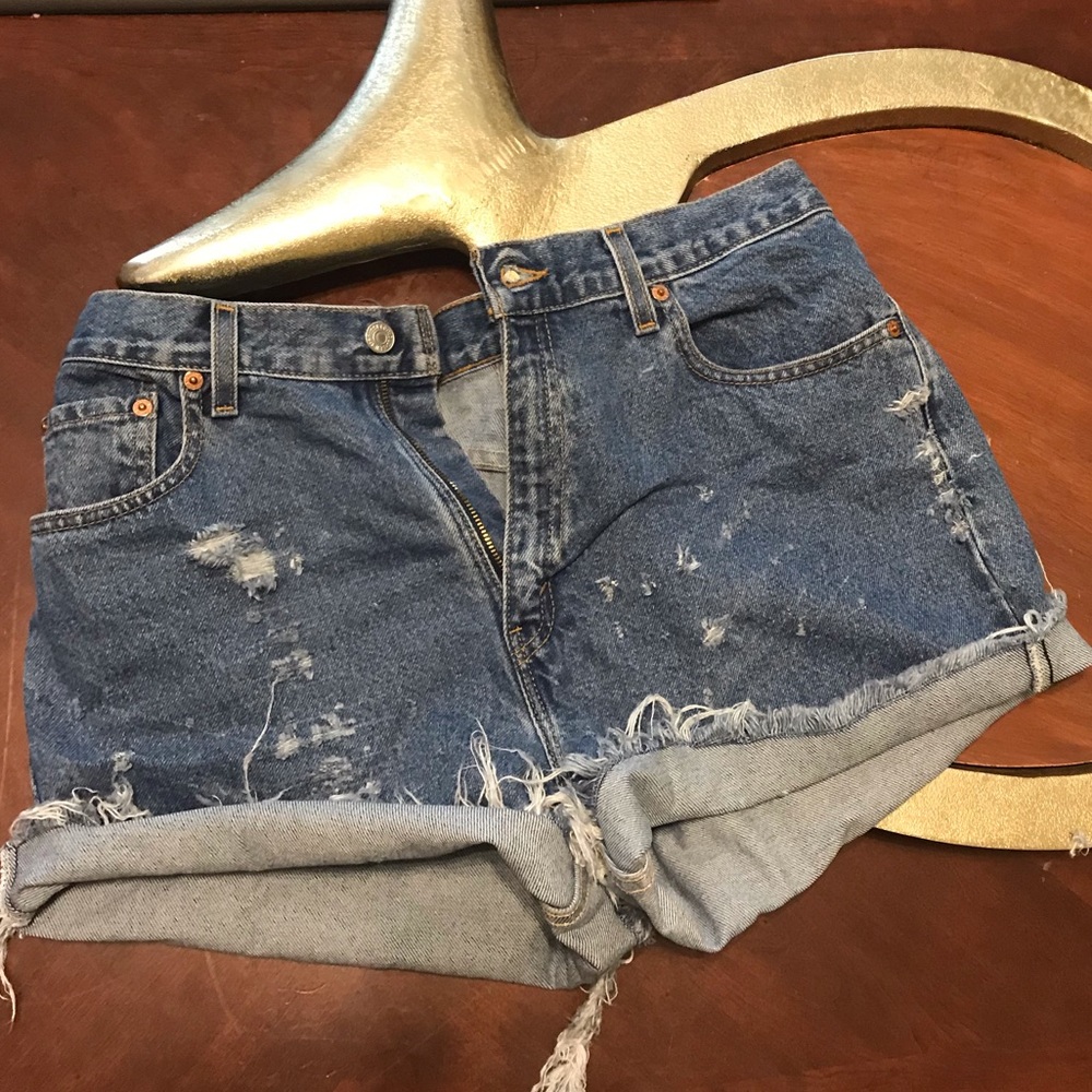 Vintage Levi High Waisted Jeans